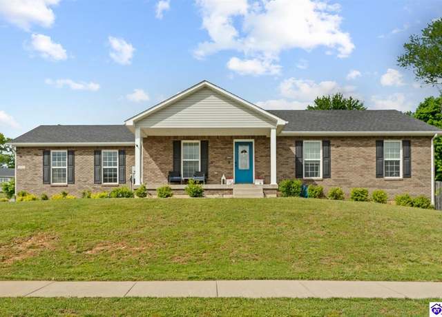 Property at 212 Emerson Dr, Elizabethtown, KY 42701, 3 beds, 2.5 baths