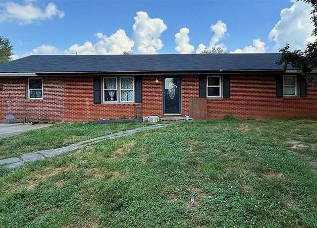 Property at 124 S Village Grn, Campbellsville, KY 42718, 4 beds, 1 bath