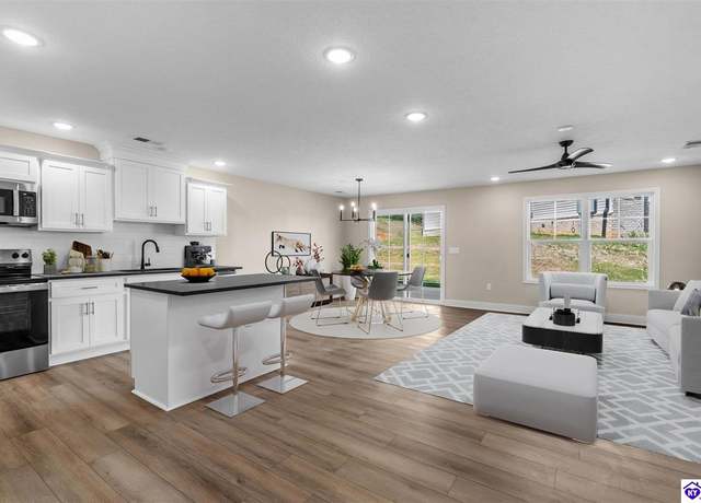 Property at 206 B Hunter Ln, Elizabethtown, KY 42701, 3 beds, 2.5 baths