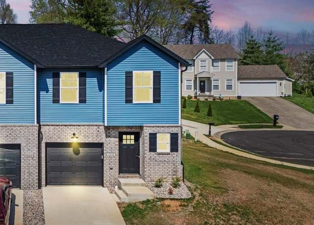 Property at 206 B Hunter Ln, Elizabethtown, KY 42701, 3 beds, 2.5 baths