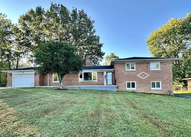 Property at 726 Seminole Rd, Radcliff, KY 40160, 4 beds, 3 baths