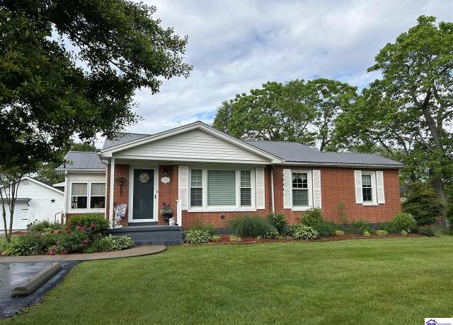 Property at 1445 Campbellsville Rd, Hodgenville, KY 42748, 3 beds, 2 baths