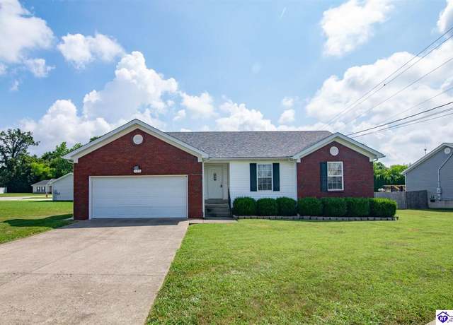 Property at 520 University Dr, Radcliff, KY 40160, 3 beds, 2 baths
