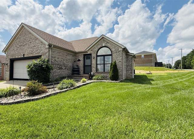 Property at 101 Ashwood Ln, Glasgow, KY 42141, 3 beds, 2 baths