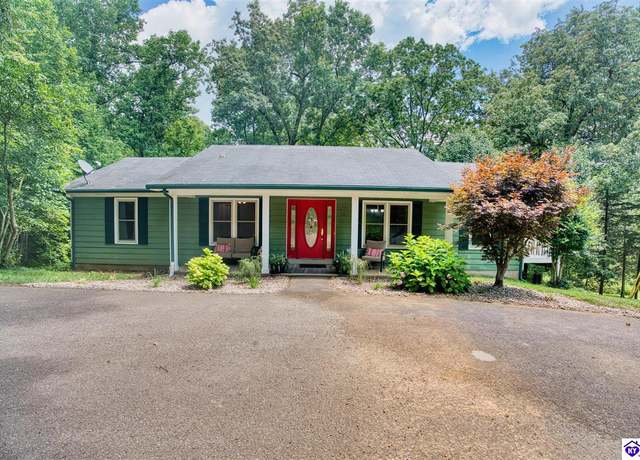 Property at 528 Bradley Trl, Elizabethtown, KY 42701, 3 beds, 3 baths