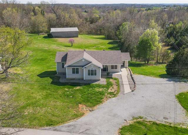 Property at 251 Whitlock Rd, Campbellsville, KY 42718, 3 beds, 3 baths