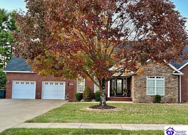Property at 217 Fairway Dr, Campbellsville, KY 42718, 4 beds, 4 baths