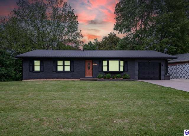 Property at 673 W Crocus Dr, Radcliff, KY 40160, 3 beds, 2 baths