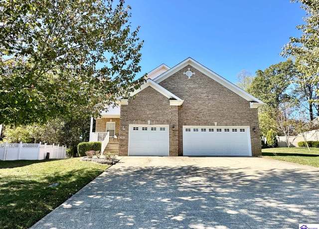 Property at 343 Vineland Place Dr, Vine Grove, KY 40175, 3 beds, 2 baths