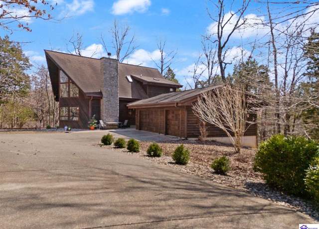 Property at 78 Hickory Hills Ct, Brandenburg, KY 40108, 3 beds, 3 baths