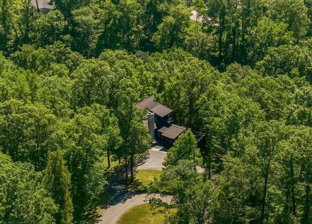 Property at 78 Hickory Hills Ct, Brandenburg, KY 40108, 3 beds, 3 baths