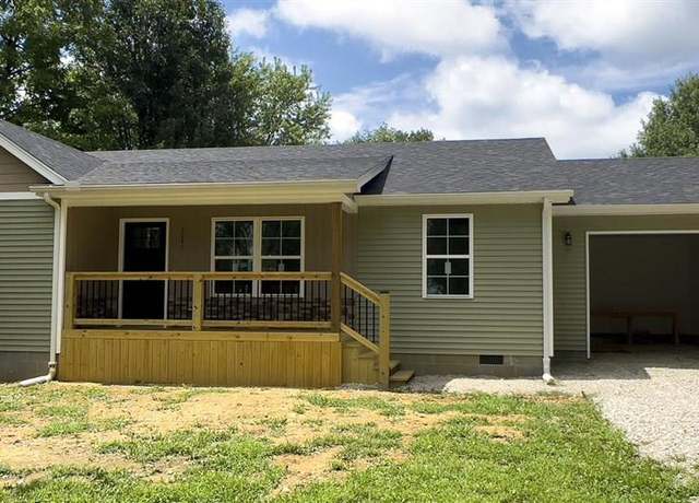 Property at 1040 Springfield Rd, Elizabethtown, KY 42701, 3 beds, 2 baths