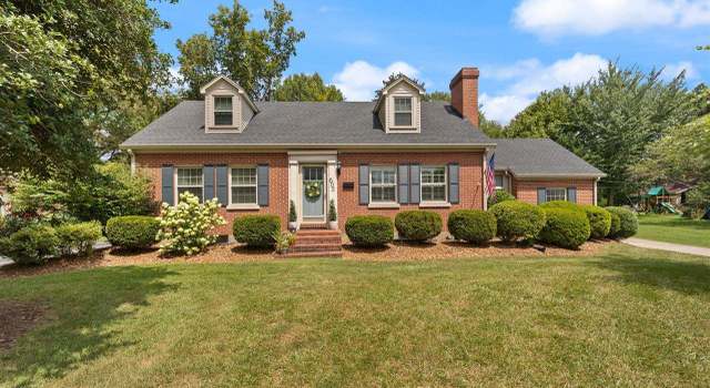 Photo of 602 Lebanon Ave, Campbellsville, KY 42718