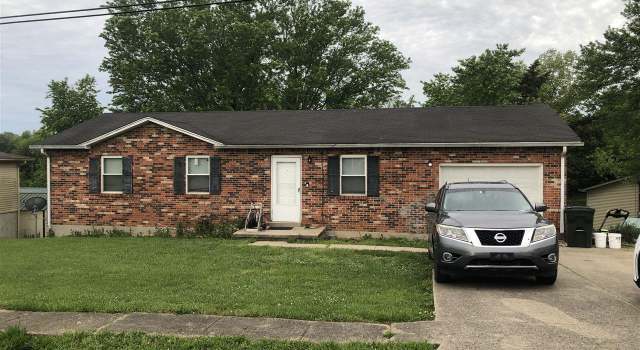 Photo of 1469 Kingswood Way, Radcliff, KY 40160