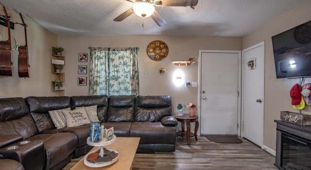 Photo of 77 Tall Oak Ct, Elizabethtown, KY 42701