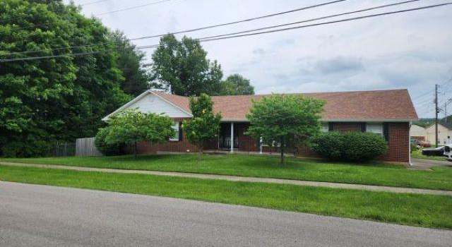 Photo of 132 Skyline Dr, Radcliff, KY 40160