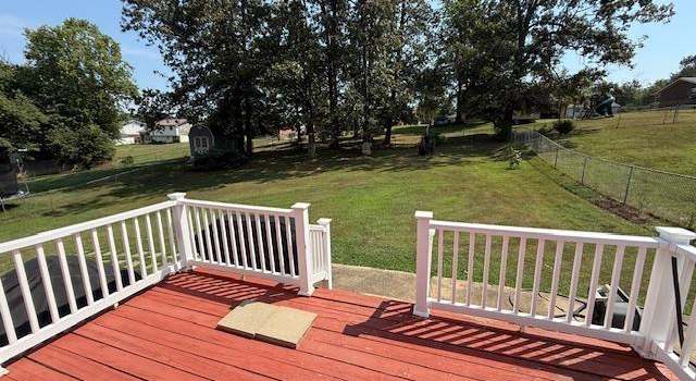 Photo of 161 Kentucky Cir, Radcliff, KY 40160