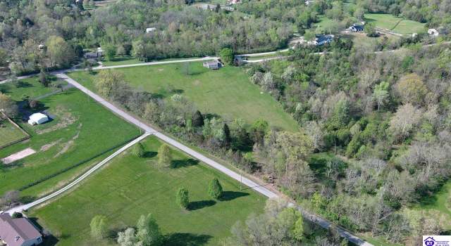 Photo of 2400 Spotswood Ln, Fisherville, KY 40023