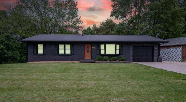 Photo of 673 W Crocus Dr, Radcliff, KY 40160