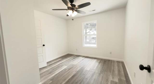 Photo of 1040 Springfield Rd, Elizabethtown, KY 42701
