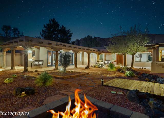 Property at 1068 Shonto Ridge Dr, Ivins, UT 84738, 3 beds, 3 baths