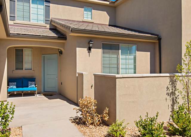 Property at 1926 E Fiesta Ln, Washington, UT 84780, 3 beds, 3 baths