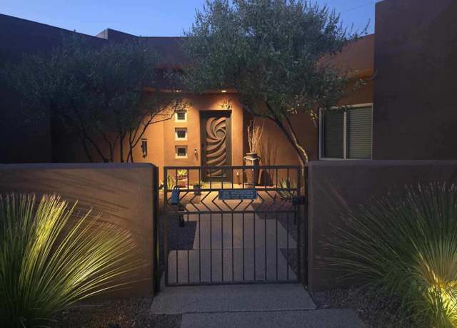 Property at 34 Bedrock Cir, Santa Clara, UT 84765, 4 beds, 3 baths