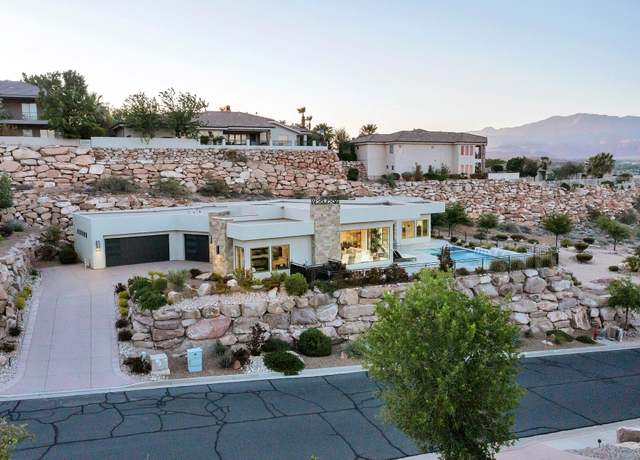 Property at 1648 S Quartz Dr, St George, UT 84790, 4 beds, 4 baths