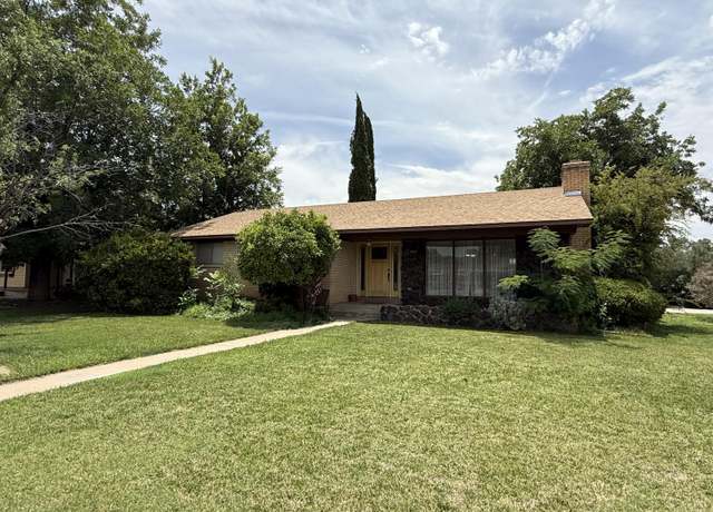 Property at 297 W 200 S, Hurricane, UT 84737, 5 beds, 3 baths