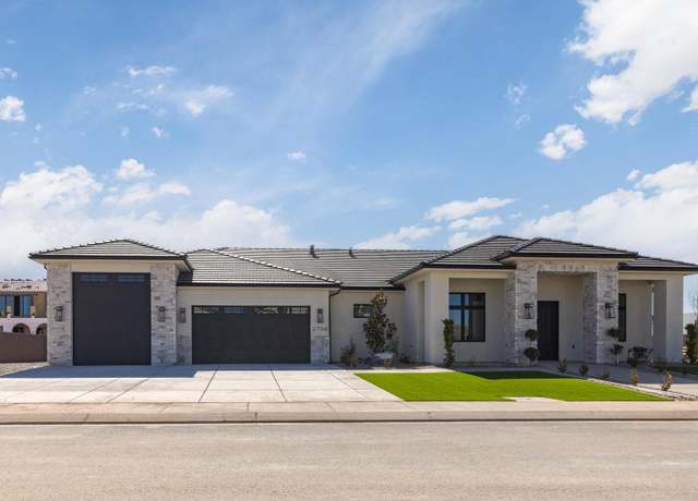 Property at 2798 E Moorland Dr, St George, UT 84790, 4 beds, 3 baths