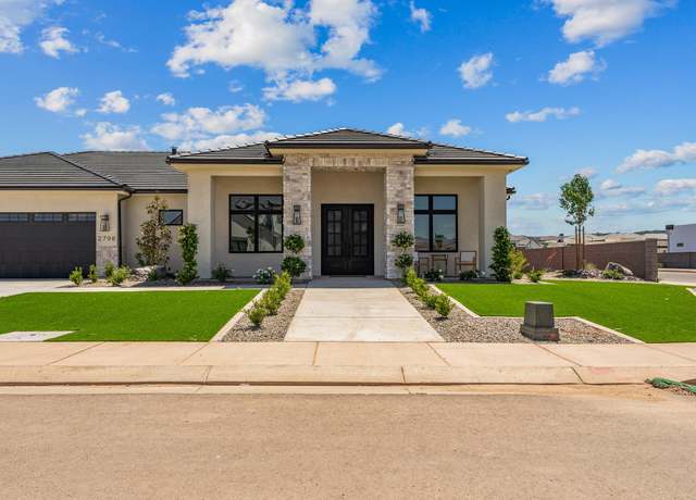 Property at 2798 E Moorland Dr, St George, UT 84790, 4 beds, 3 baths