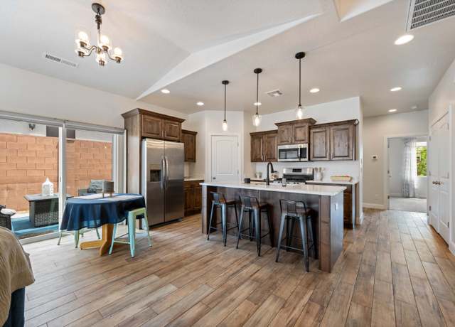 Property at 3573 W 175 St N, Hurricane, UT 84737, 3 beds, 2 baths