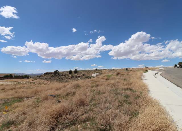 Property at 5267 N Pinnacle Dr, Enoch, UT 84721