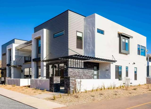 Property at 658 W Beach Front Pl, St George, UT 84790, 5 beds, 5 baths