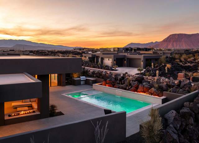 Property at 2655 W Shoshoni Trl, St George, UT 84770, 4 beds, 5 baths