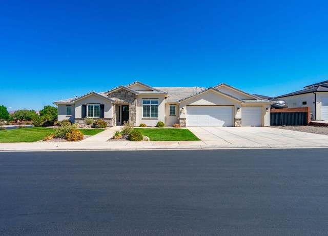 Property at 2715 Briarwood Dr, St George, UT 84790, 4 beds, 3 baths