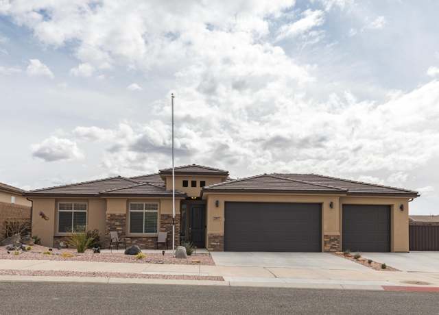 Property at 2837 W Cliffhanger Dr, Hurricane, UT 84737, 3 beds, 3 baths