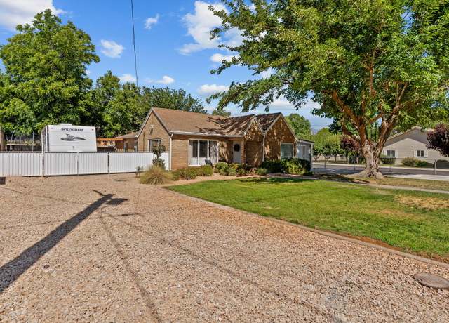 Property at 484 S Main St, Hurricane, UT 84737, 4 beds, 2 baths