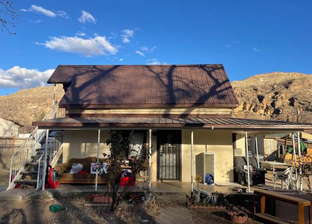 Property at 74 N Main St, La Verkin, UT 84745, 3 beds, 1 bath