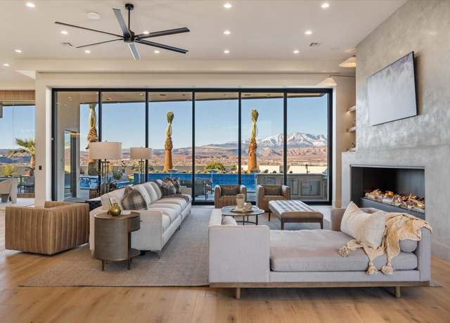 Property at 2869 E Diamond Ridge Dr, St George, UT 84790, 4 beds, 7 baths
