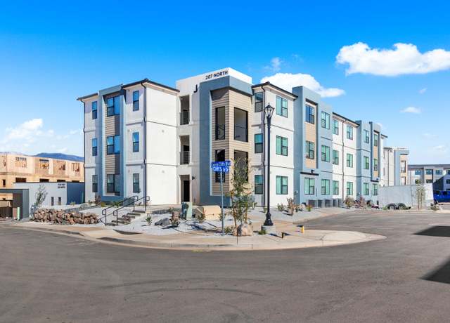 Property at 207 N Cliff Side Dr #300, Hurricane, UT 84737, 3 beds, 3 baths