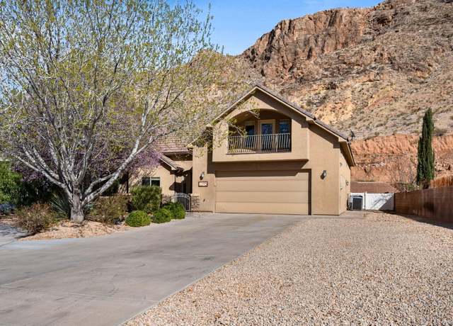 Property at 1195 S 100 W, Hurricane, UT 84737, 5 beds, 4 baths