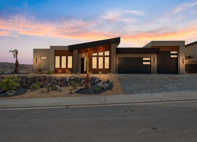 Property at 1575 W 840 S, Hurricane, UT 84737, 4 beds, 4 baths