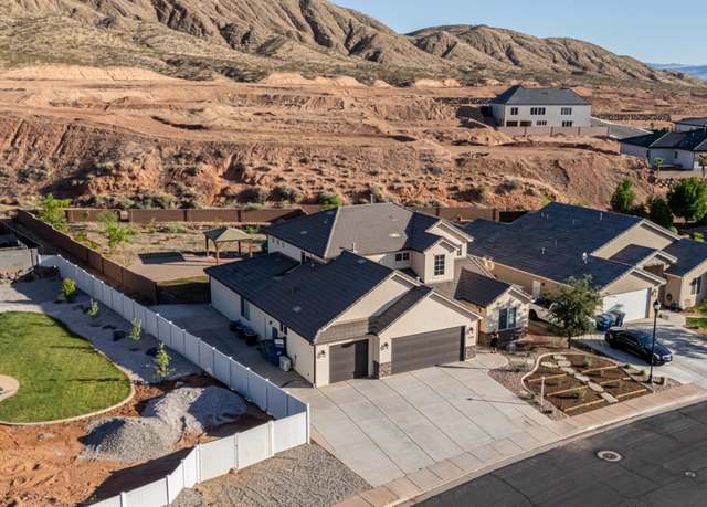 Property at 1724 E Sandhill Dr, Washington, UT 84780, 7 beds, 3 baths