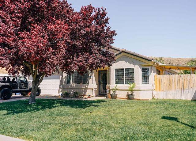 Property at 191 S 210 W, La Verkin, UT 84745, 3 beds, 2 baths