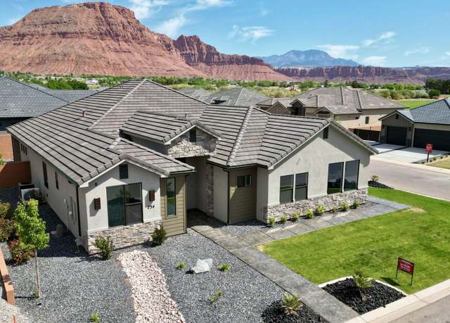 Property at 234 W United Way, Ivins, UT 84738, 4 beds, 3 baths