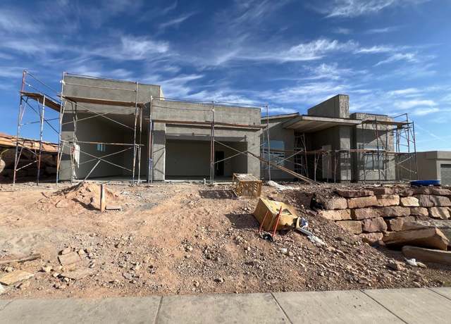 Property at 496 S Appian Way, St George, UT 84770, 4 beds, 4 baths