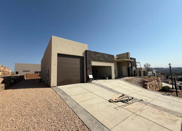 Property at 496 S Appian Way, St George, UT 84770, 4 beds, 4 baths