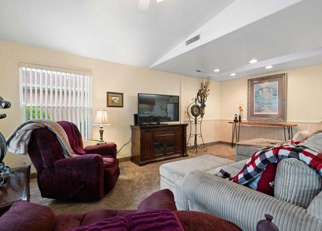 Property at 1050 W Red Hills Pkwy #84, St George, UT 84790, 2 beds, 2 baths
