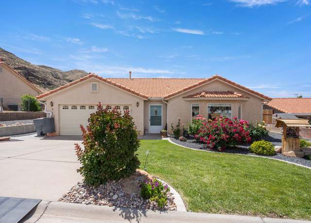 Property at 31 Webb St, La Verkin, UT 84745, 3 beds, 2 baths